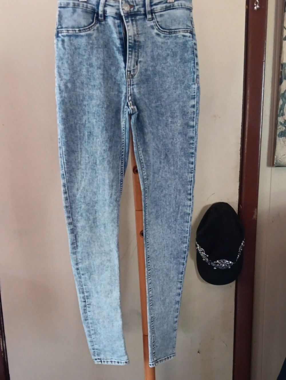 H&M Faded Light Blue High-Rise Skinny Jeans - Women